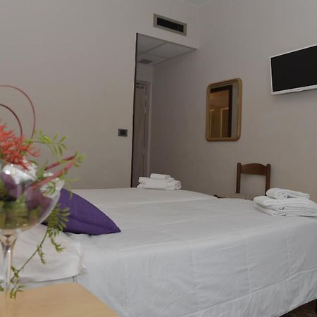 Hotel San Benedetto Peschiera del Garda Exterior photo