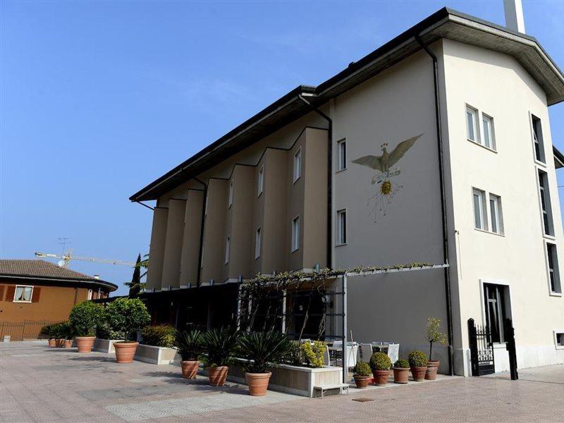 Hotel San Benedetto Peschiera del Garda Exterior photo