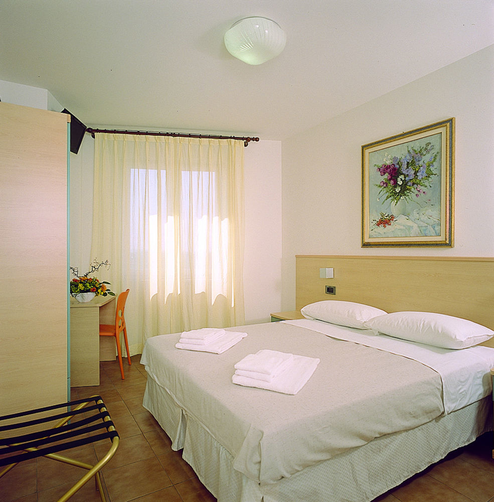 Hotel San Benedetto Peschiera del Garda Exterior photo