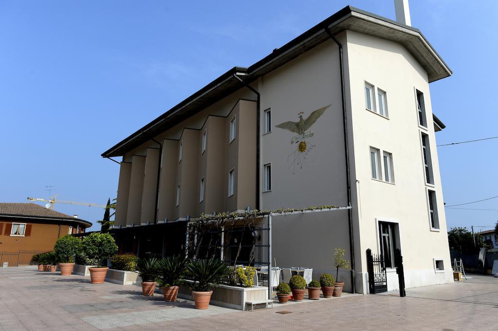 Hotel San Benedetto Peschiera del Garda Exterior photo